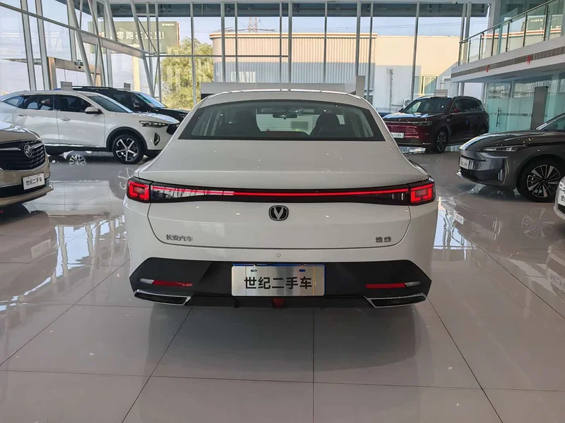 Changan Eado — фото 13