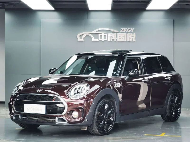 MINI CLUBMAN — фото 1