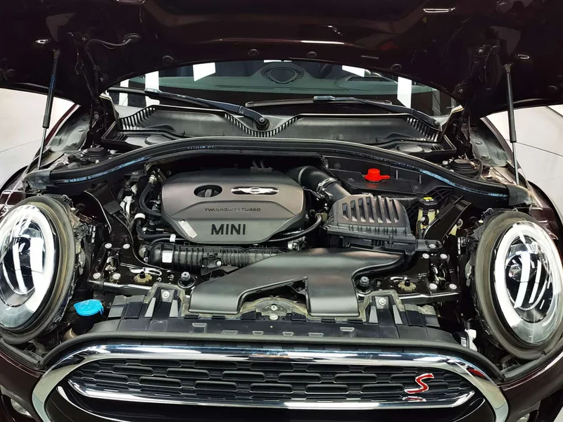 MINI CLUBMAN — фото 20