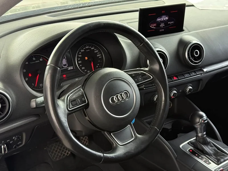 Audi A3 — фото 8