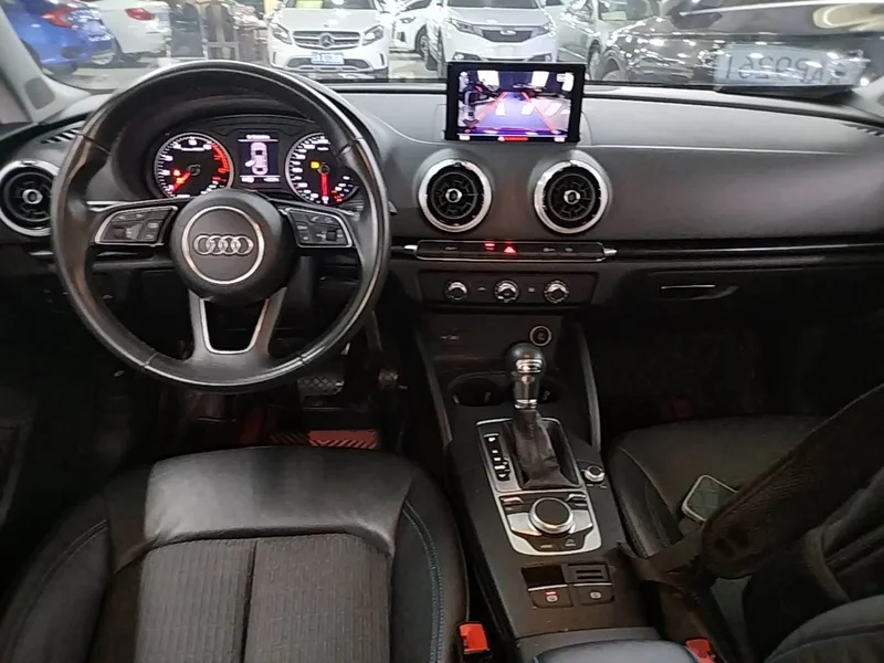 Audi A3 — фото 9
