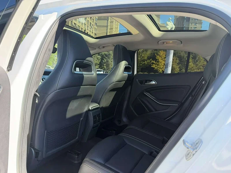 Mercedes-Benz GLA — фото 6