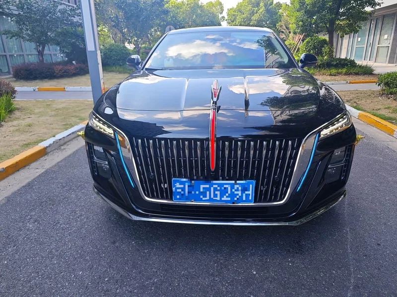 Hongqi H5 — фото 2