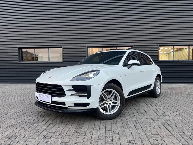 Porsche Macan — фото 1
