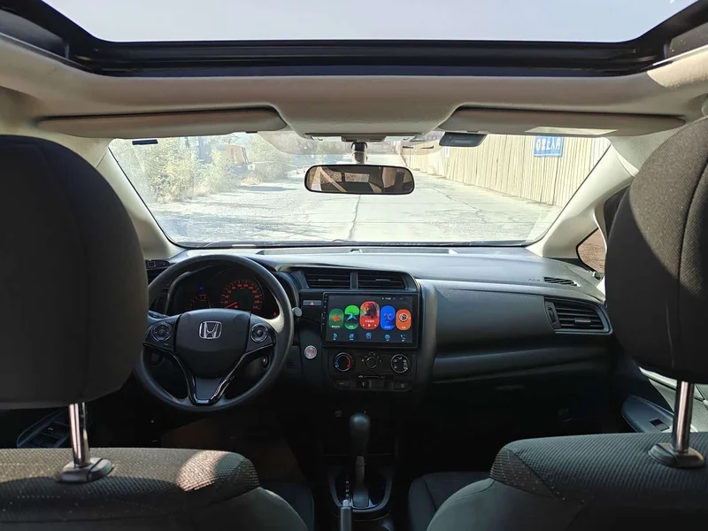 Honda Fit — фото 9