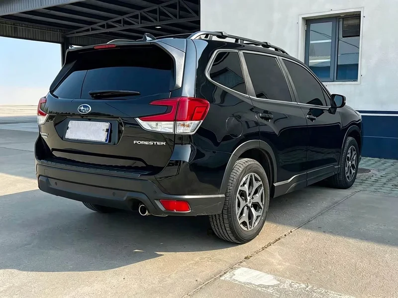 Subaru Forester — фото 6
