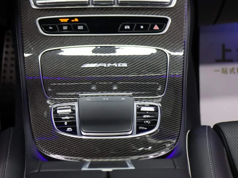 Mercedes-Benz E-Class AMG — фото 19