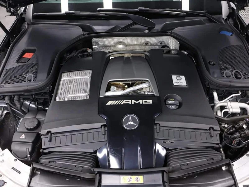 Mercedes-Benz E-Class AMG — фото 35