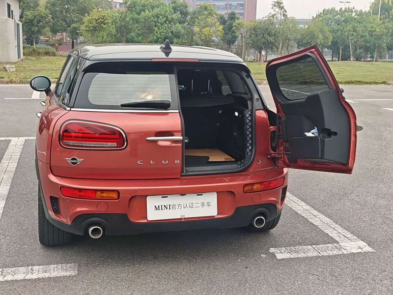 MINI CLUBMAN — фото 14