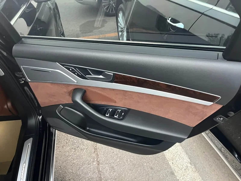Audi A8 — фото 20