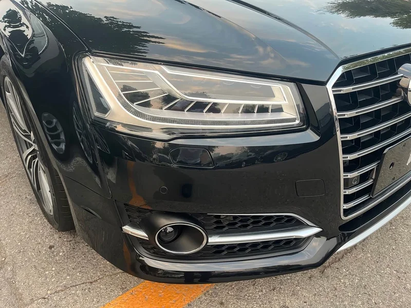 Audi A8 — фото 4
