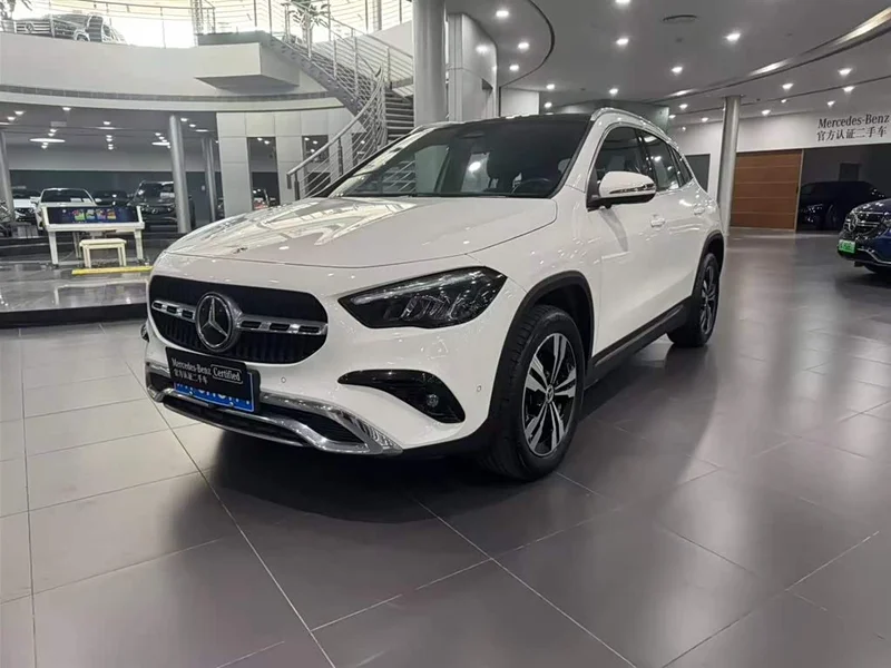 Mercedes-Benz GLA — фото 1
