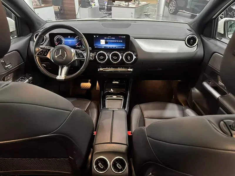 Mercedes-Benz GLA — фото 17