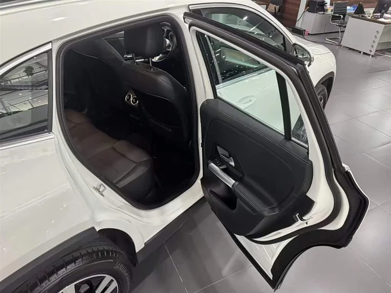 Mercedes-Benz GLA — фото 18