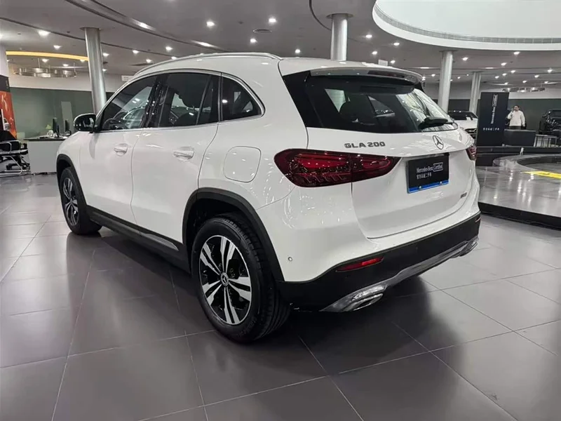 Mercedes-Benz GLA — фото 3