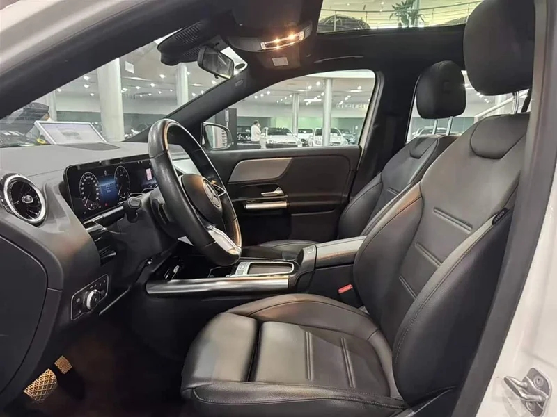 Mercedes-Benz GLA — фото 10