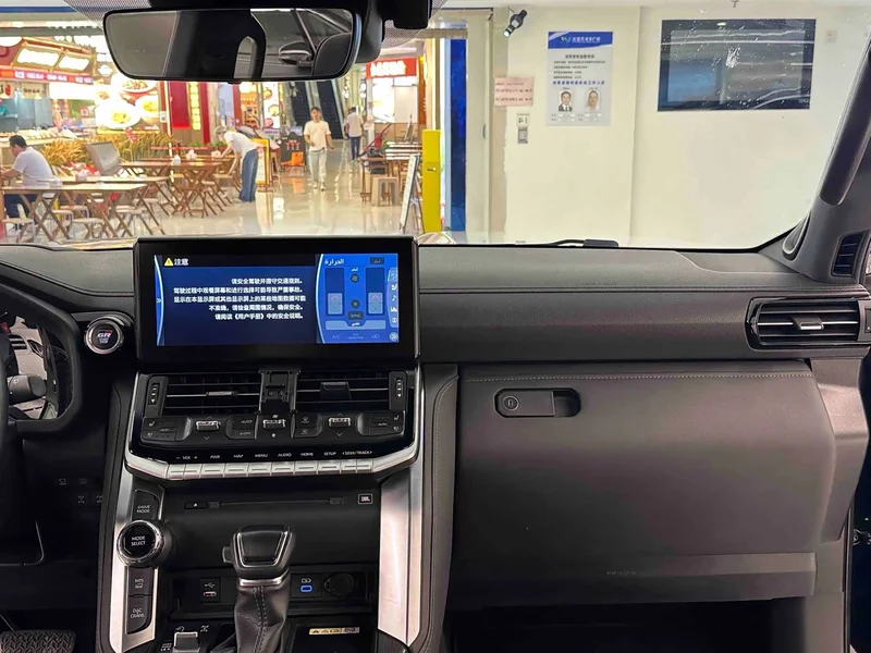 Toyota Land Cruiser (Imported) — фото 17