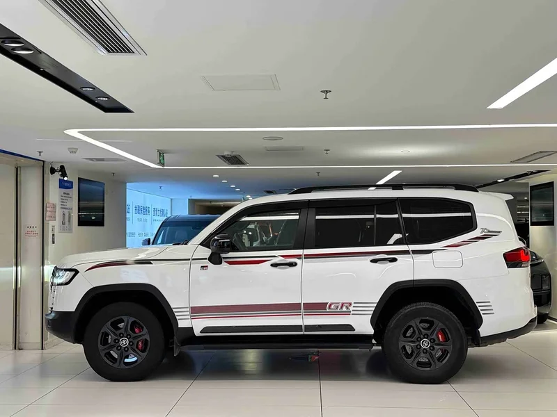 Toyota Land Cruiser (Imported) — фото 4