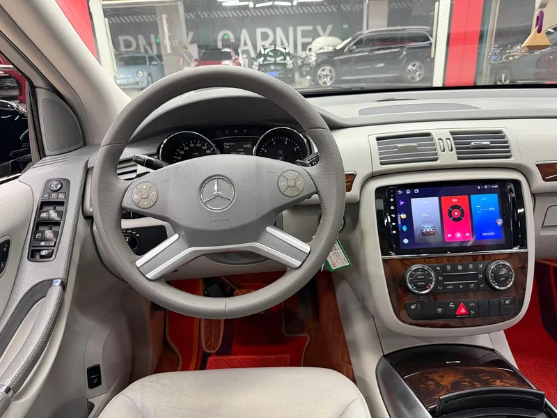 Mercedes-Benz R-Class — фото 19