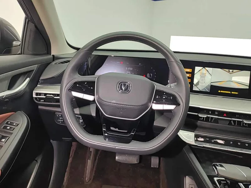 Changan Eado — фото 15