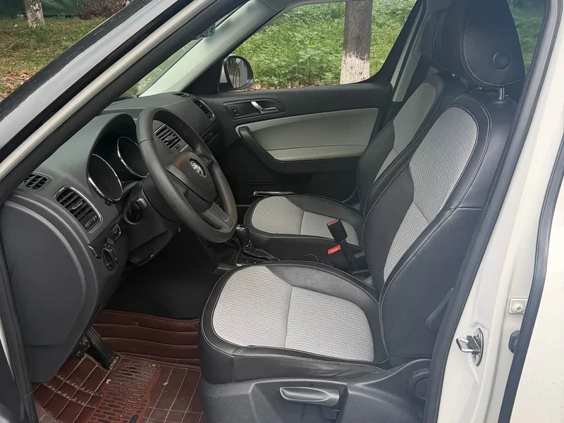 Skoda Yeti — фото 11