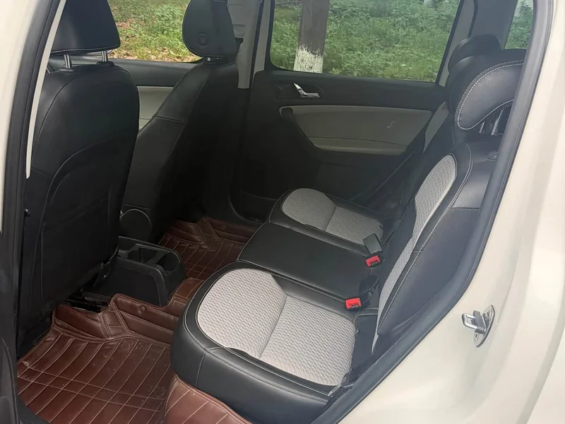 Skoda Yeti — фото 12