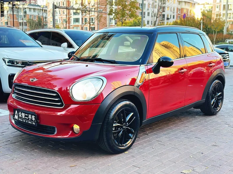 MINI COUNTRYMAN — фото 1