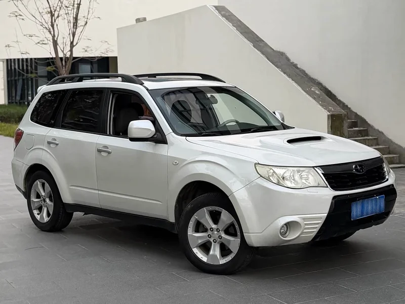Subaru Forester — фото 2