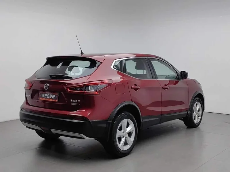 Nissan Qashqai — фото 2