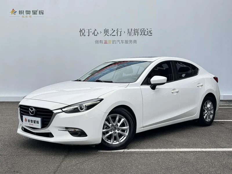 Mazda 3 Axela — фото 1