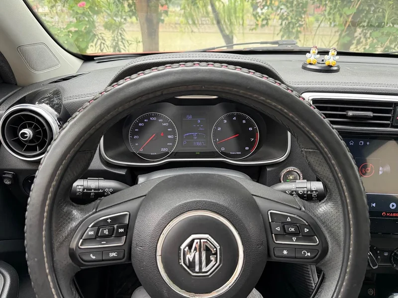 MG ZS — фото 14