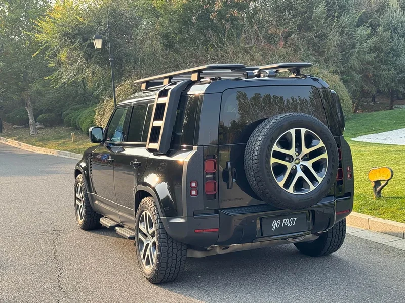 Land Rover Defender — фото 5