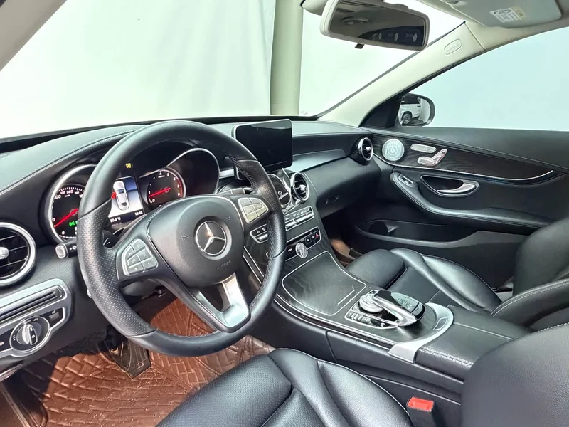 Mercedes-Benz C-Class — фото 14