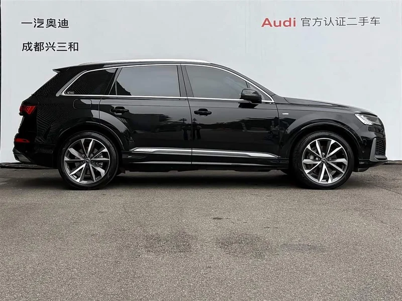 Audi Q7 — фото 2