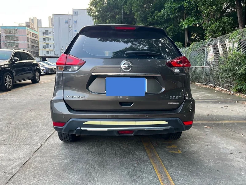 Nissan X-Trail — фото 11