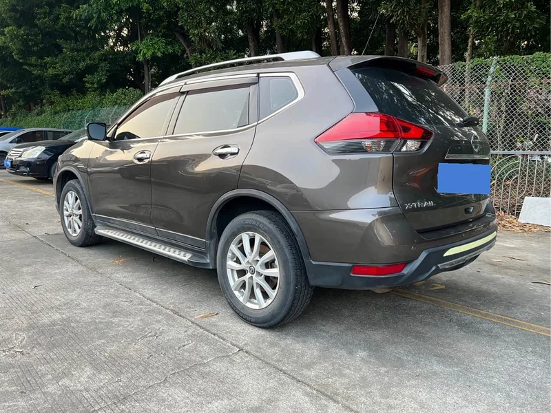 Nissan X-Trail — фото 10