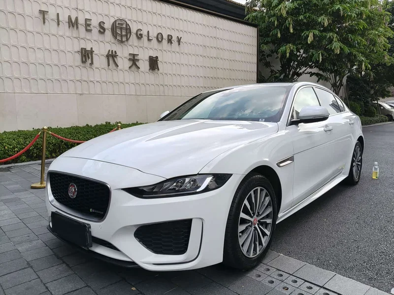 Jaguar XEL — фото 1
