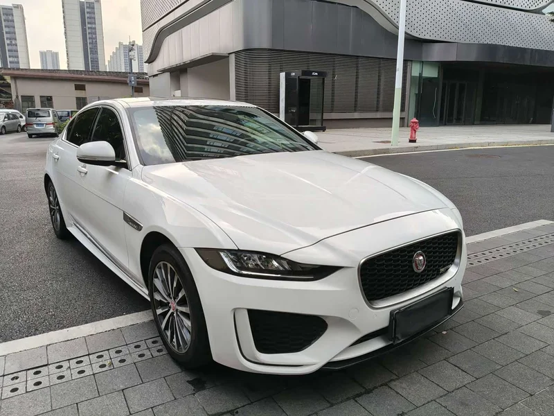 Jaguar XEL — фото 3