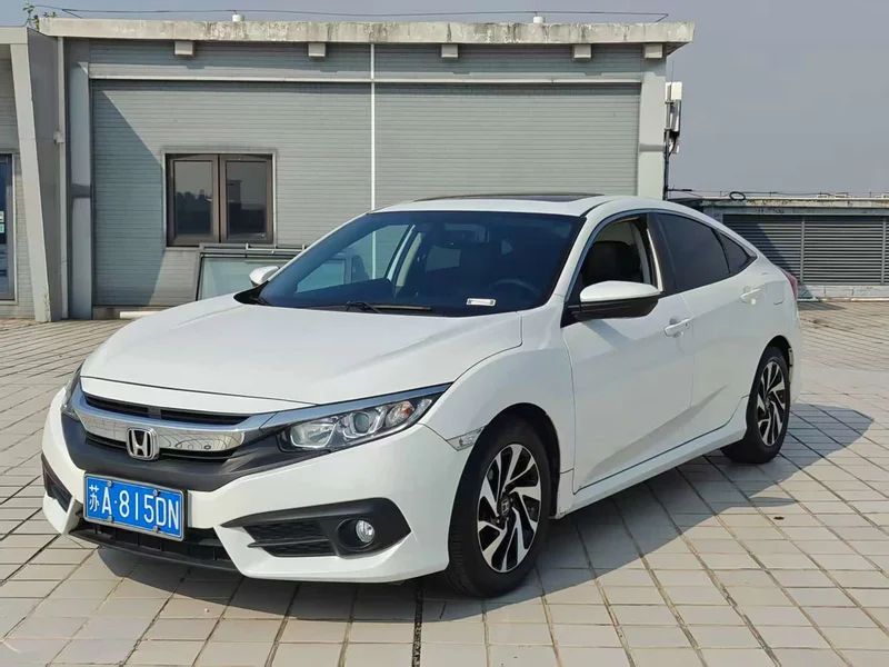 Honda Civic — фото 1