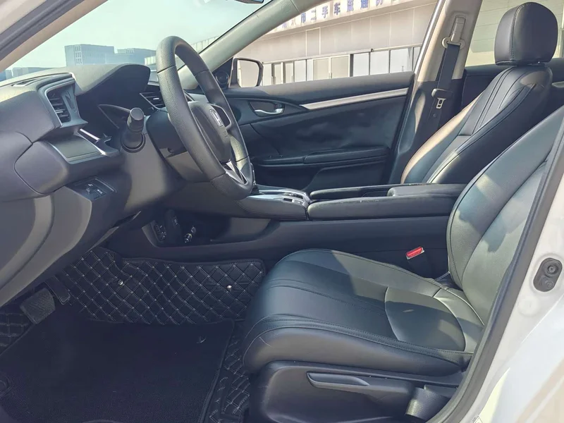 Honda Civic — фото 8
