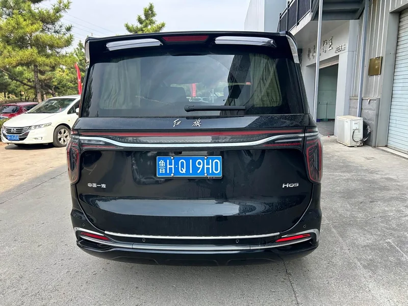 Hongqi HQ9 — фото 3