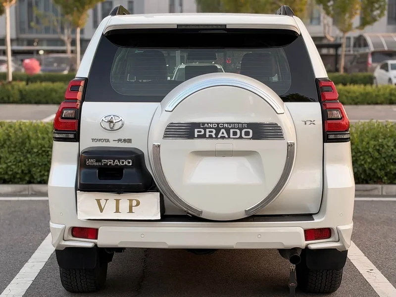 Toyota Prado — фото 4