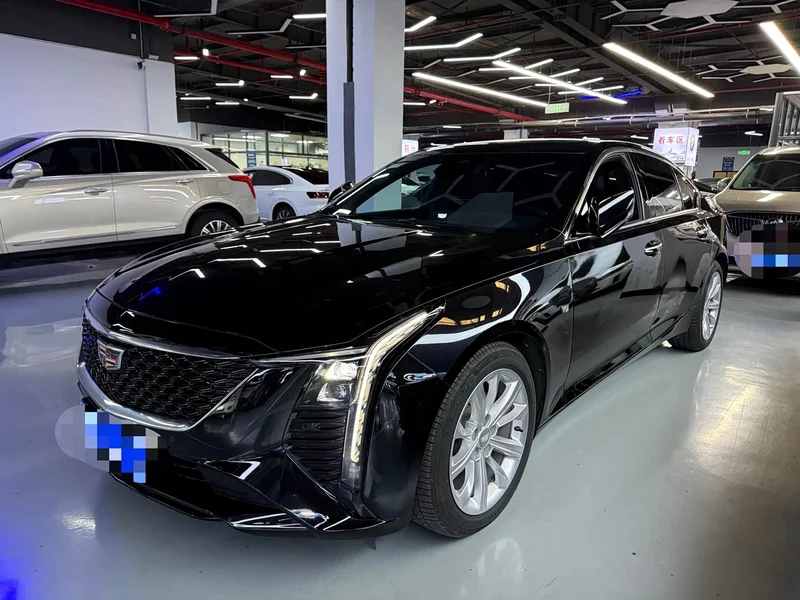 Cadillac CT5 — фото 1