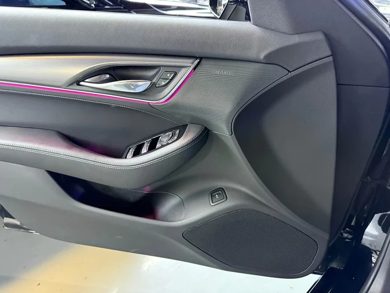 Cadillac CT5 — фото 11