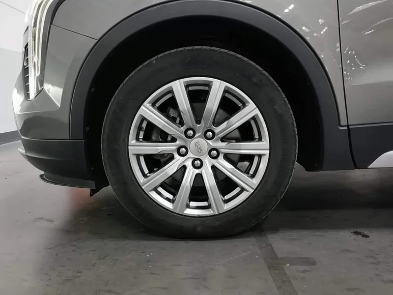 Cadillac XT4 — фото 17