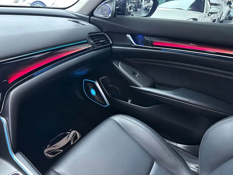 Honda Accord — фото 12