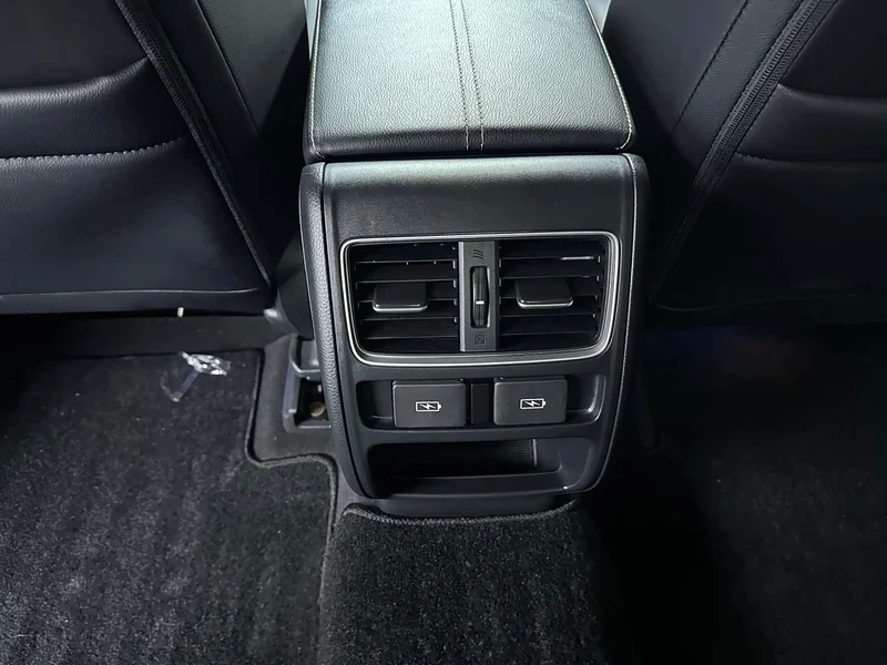 Honda Accord — фото 15