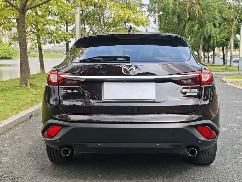 Mazda CX-4 — фото 8