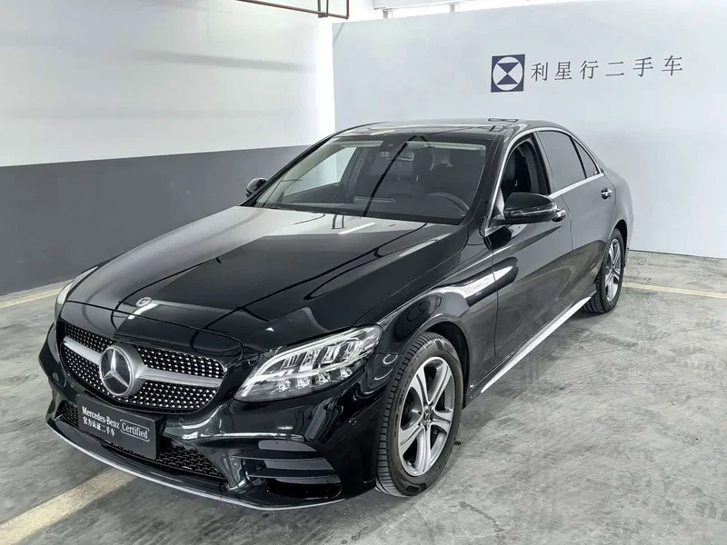 Mercedes-Benz C-Class — фото 1