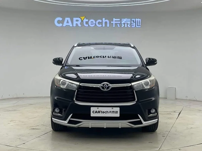 Toyota Highlander — фото 2